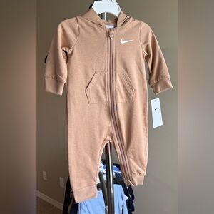 Nike Baby Size 6 Months Long-Sleeve Hooded Romper Full Zip Hemp Brown